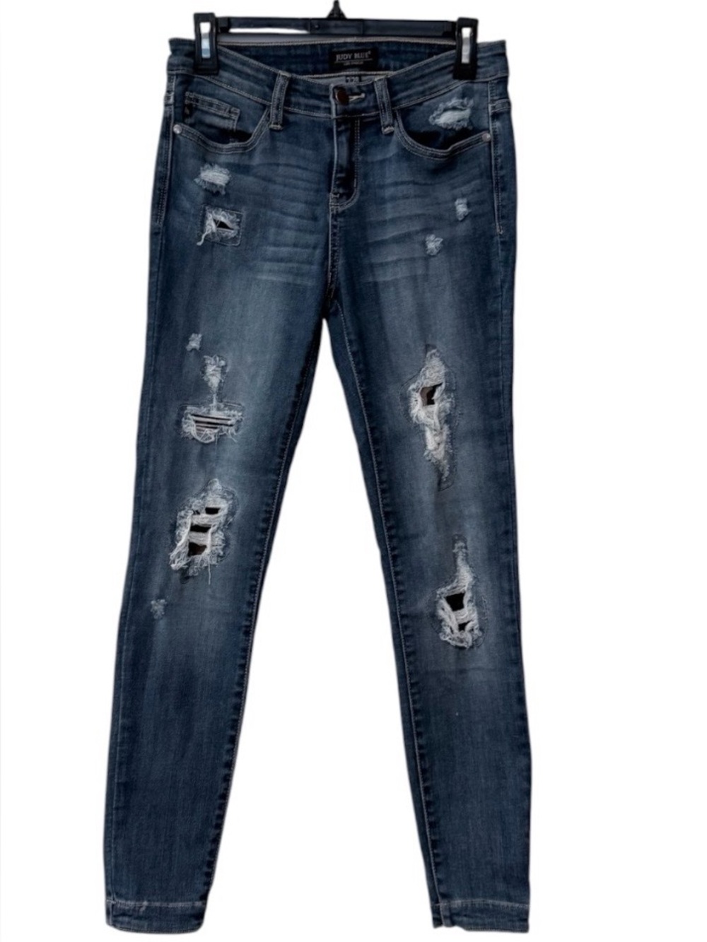 Judy Blue women’s 7/28 distressed skinny jeans with camo fabric patches